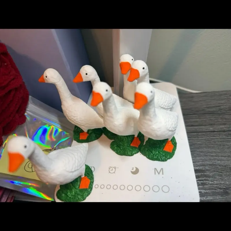 Porch goose magnet! Hand painted!! Porch goose magnet! Hand painted!!
