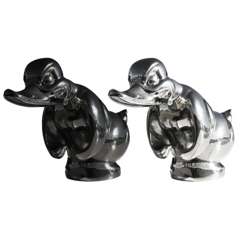 Resin Angry Duck Sculptures Funny 3D Auto Front Hood Ducks Statue Art Crafts Angry Duckling Cars Hood Decoration for Home Office