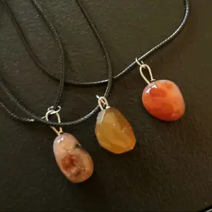 Red Jasper Agate Pendant - 18 Inch Adjustable Necklace with Natural Color Variations
