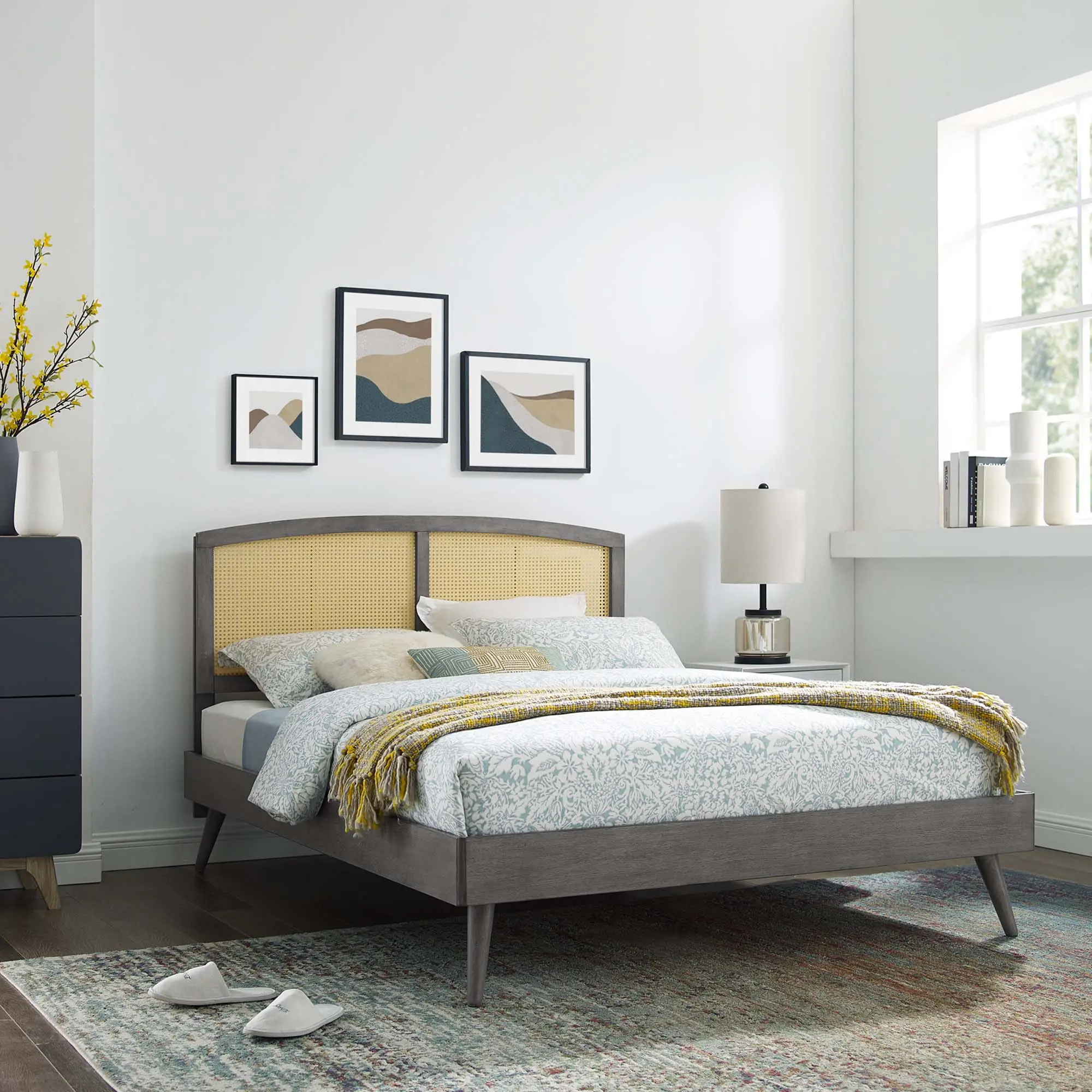 Modway Sierra Cane and Wood Full Platform Bed With Splayed Legs in Gray