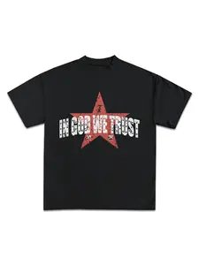 1 Piece Unisex Slim Fit Black T-shirt, In God We Trust Red Star Distressed Print Crew Neck Figure-Flattering Tee for Men Women Casual Daily Streetwear