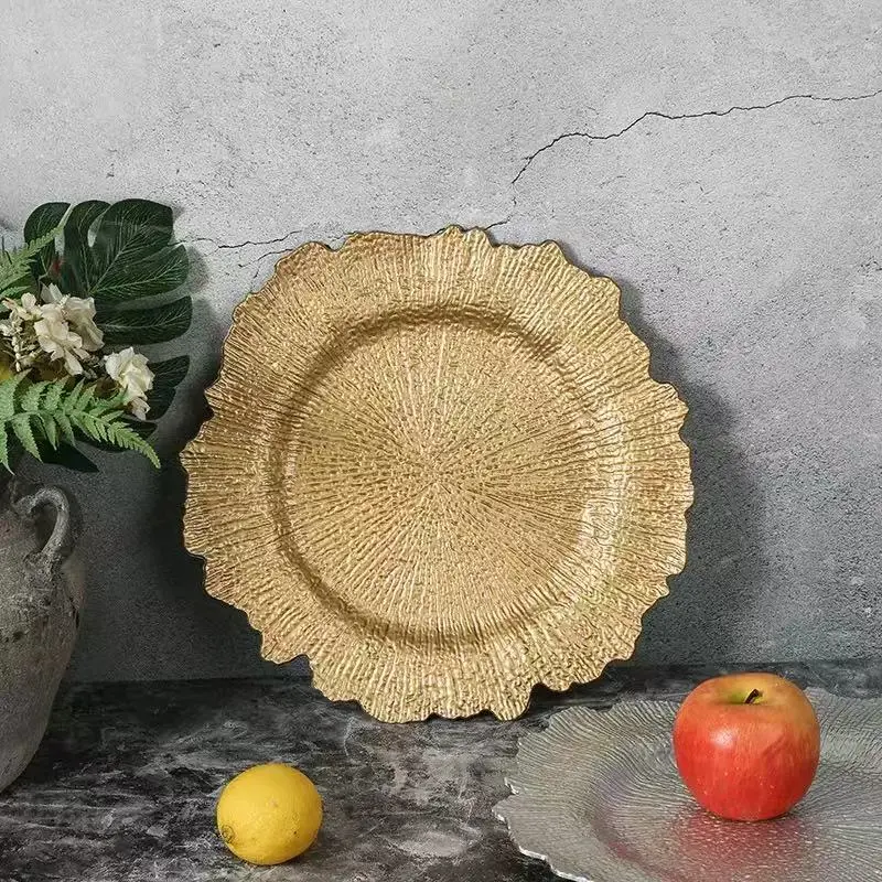 6-Piece Charger Plates Set, Durable American Style Irregular Plastic Dinnerware, Wedding Party Plates, Home Living Room Fruit Display, Elegant Plastic Plates