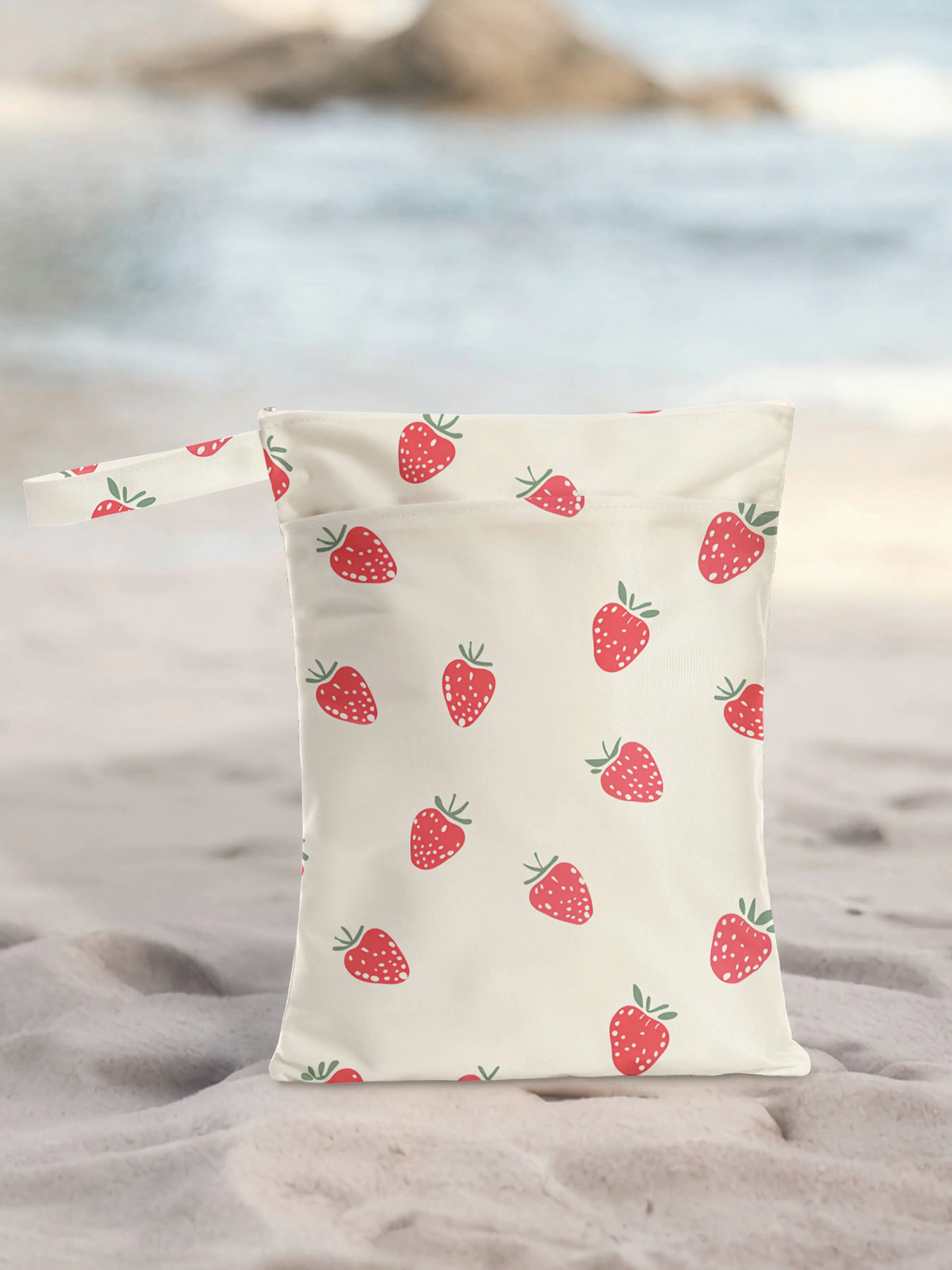 Strawberry Print Reusable Women's Tote Bag, Dry Wet Use, Ideal for Beach Pool, Diaper Bag, Casual Style, All Seasons