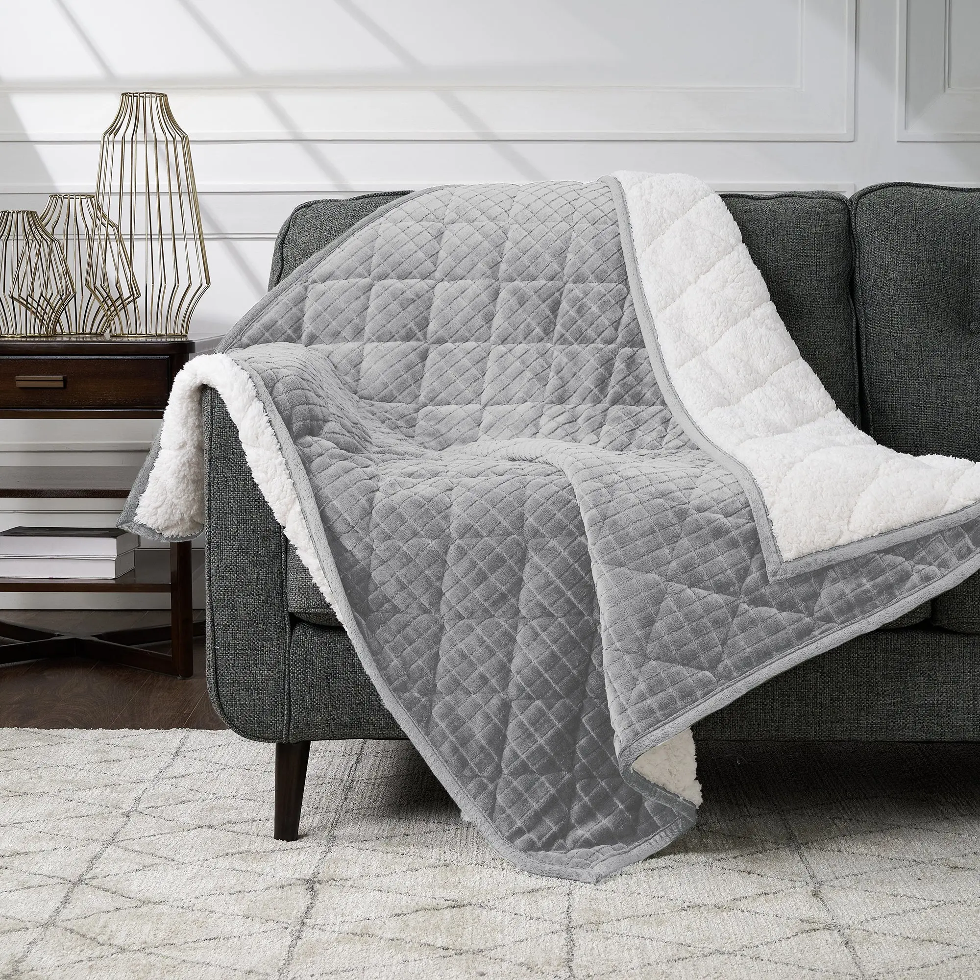 CBCHome Ivory Quilted Diamond Velvet Sherpa Throw Blanket - 50"x60" Reversible, Ultra-Soft, Durable, All-Seasons Bedding for Single, Couch Bed, Room Decor, Ideal for Birthday Gifting