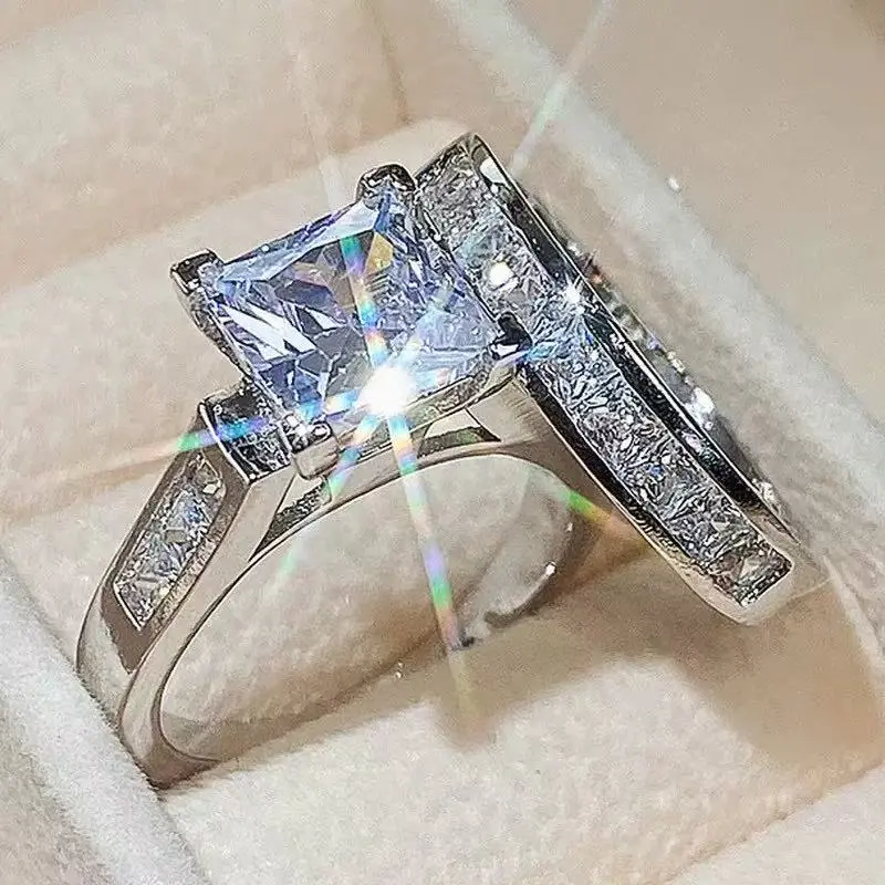 Women's Elegant Glittering 2-Piece Stackable Ring Set, Aesthetic Cubic Zirconia Jewelry, Matching Couple Gift for Wedding Anniversary, Elegant Glittering Ring, Rings For Women
