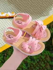 New Sandals Summer Beach Shoes Soft Non-Slip Soft Soled Shoes Mid-Childhood Baby Girl Casual Student Shoes Girls' Sandals Suitable for School Travel