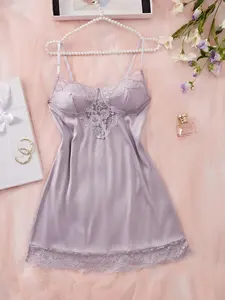 Women's Plain Floral Lace Cami Nightdress, Silky Elegant Comfy Fitted Adjustable Spaghetti Strap Nightgown, Ladies Sleepwear Loungewear for All Seasons