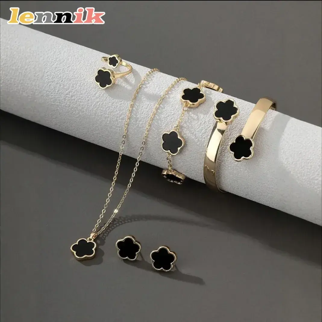 2025 New Lucky Flower Five-leaf Clover Jewelry Set Acrylic Bracelet & Bangle, Necklace Ring Earrings Women's Versatile Accessory