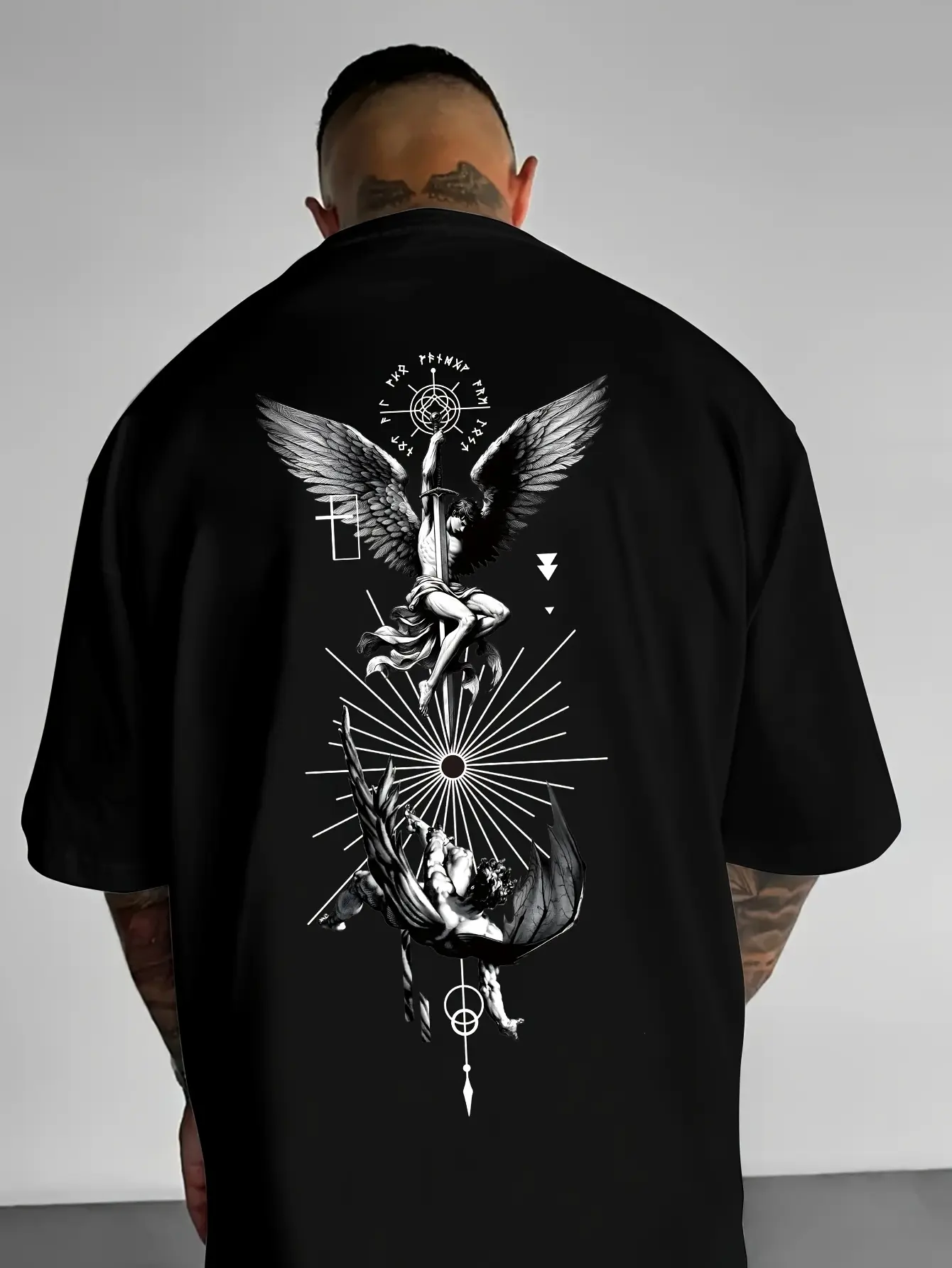 Men's Loose Fit Icarus Fall Graphic T-Shirt, Breathable Polyester Crew Neck Tee with Artistic Wing Design - Perfect for Summer Casual Wear