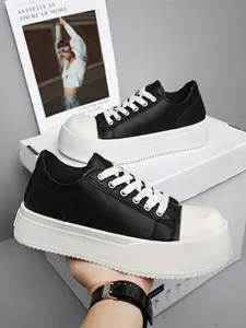 Unisex Black-White Leather Platform Lace-Up Casual Shoes, Sneaker, Daily Comfort Style, Leather Texture Upper + Soft Platform Foot Feel + Lace-Up Adaptability, Soft Fit & Practical Convenience , Ideal for Commuting & Light Leisure Scenes