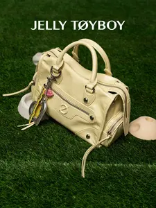 JELLYTOYBOY Aurora tote bag. New motorcycle-style handbag with excellent texture and fashionable large capacity crossbody bag for women. Crossbody bag, single shoulder bag.