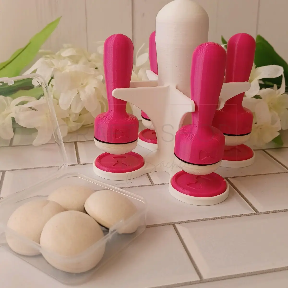 Ink Blending Tools with Domed Foam Applicators Includes: 4 Tools 8 Refill Foams and Ink Blending Tool Base