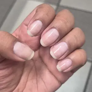 Tinovo Uno Get Strong Nail Hardener, Alcohol-Free Keratin Formula, Natural Fast-Drying, Long-Lasting Shine, Protects Nails from Breaks and Chips, Natural Healthy Pink, Nail Strengthener