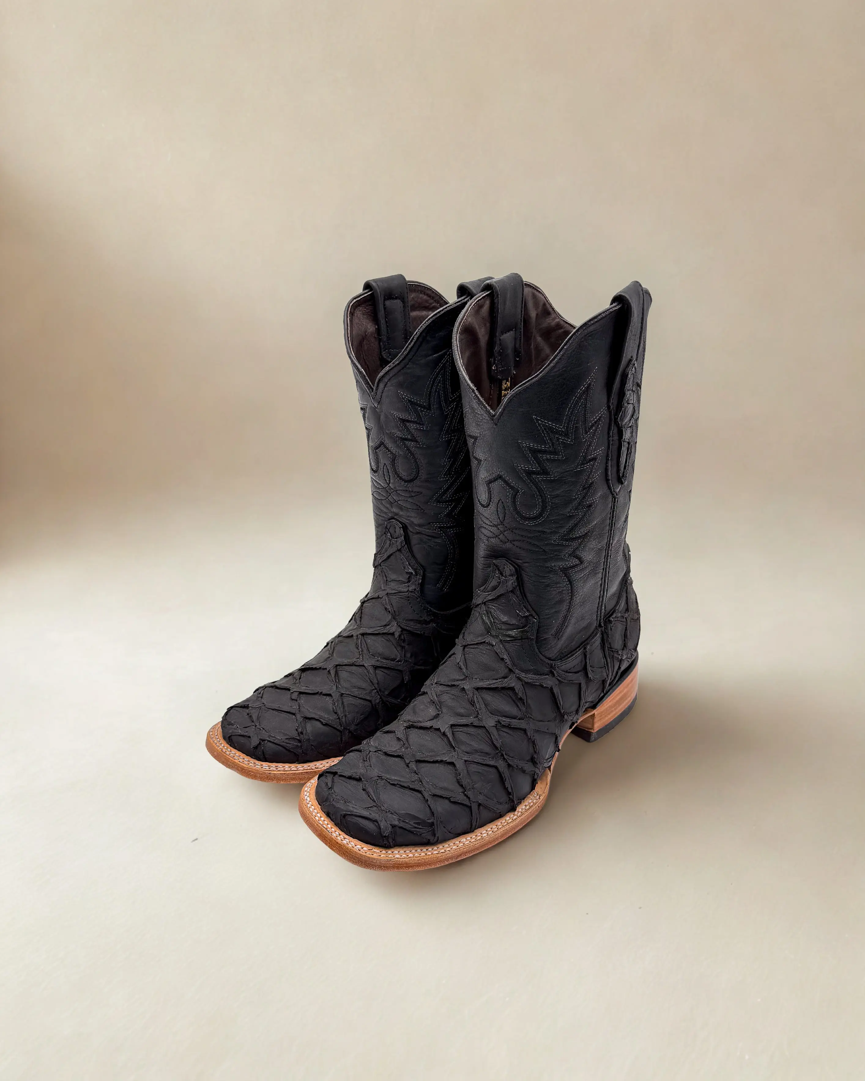 MATTE BLACK PIRARUCU | MEN'S COWBOY BOOTS