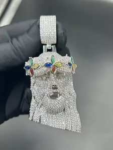 Men's Colorful Four-Leaf Clover Pendant with Zirconia Necklace, Large Hip-Hop Rhinestone Jewelry, Brass Zirconia Fashion Accessory, Exquisite Jewelry Gift, Trendy Fashionable Accessories