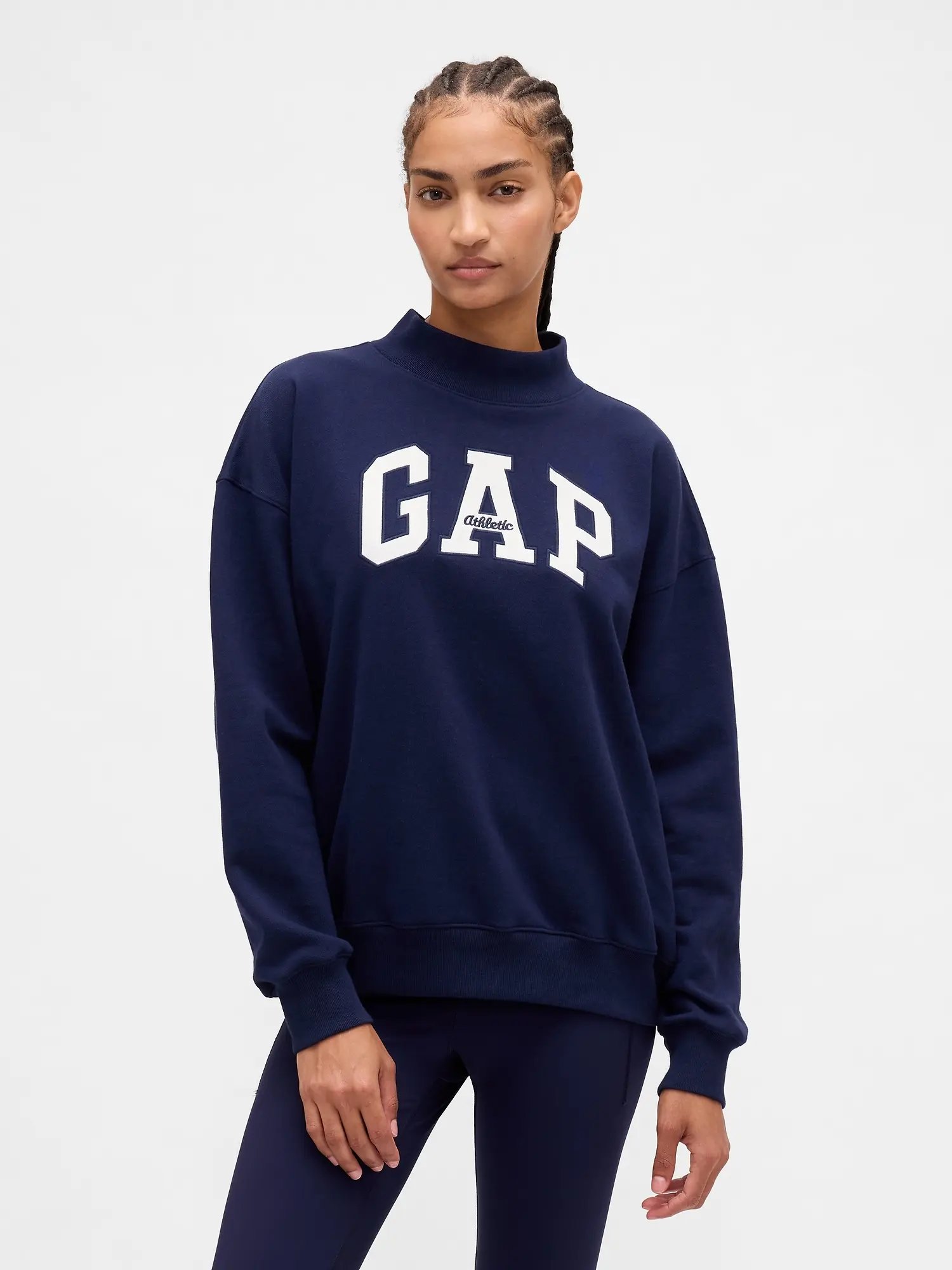 Gap Women's Heavyweight French Terry Oversized Mockneck Logo Sweatshirt Gap Women's Heavyweight French Terry Oversized Mockneck Logo Sweatshirt