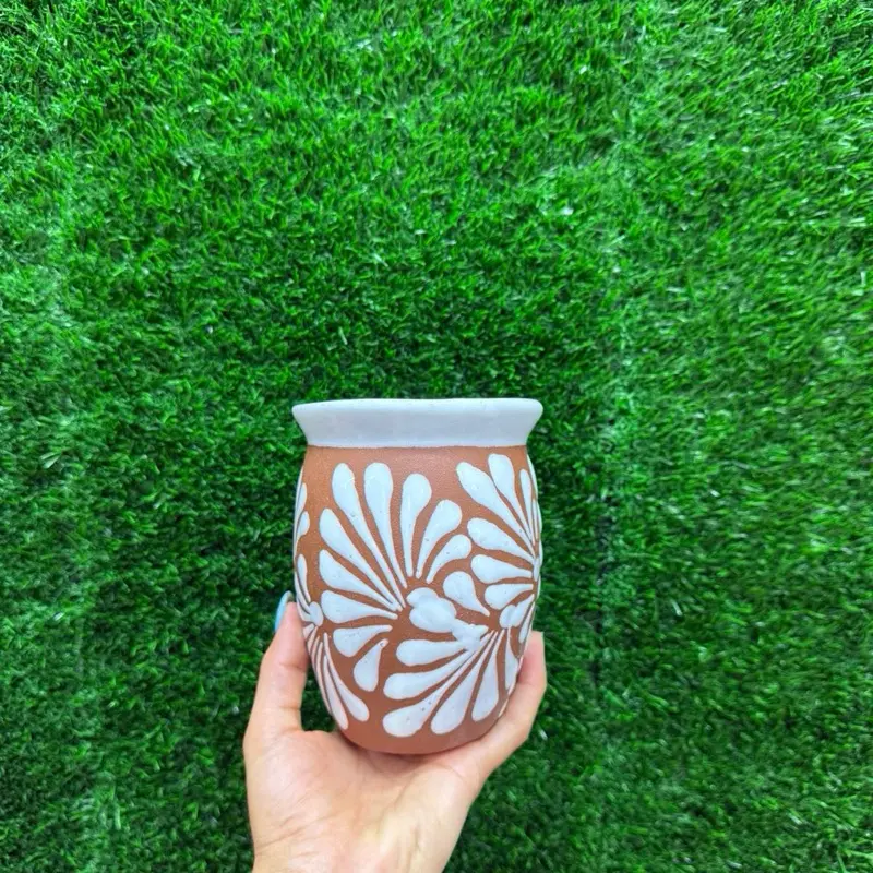 Handmade 500ml Relieve Cantarito Cielito Lindo-Terracota Blanco.