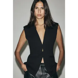 H&M Ponte di Roma waistcoat