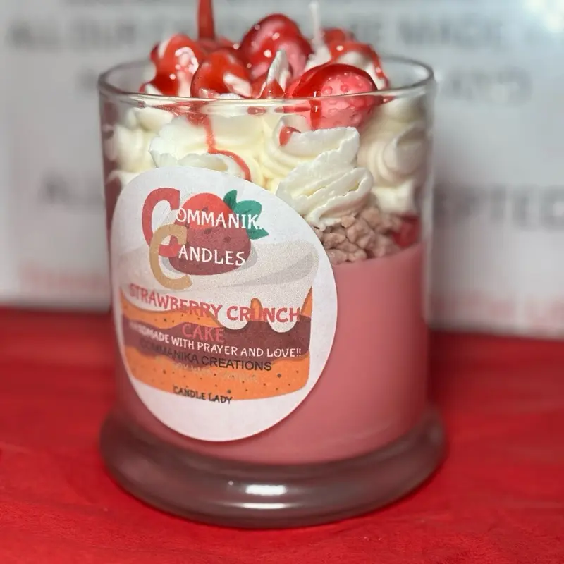 STRAWBERRY CRUNCH CAKE DESSERT CANDLE