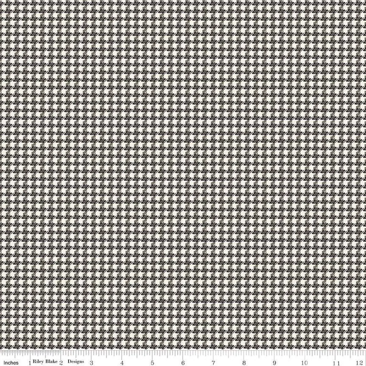 Fabric Riley Blake Charcoal Houndstooth Stitcher's Flannel by the Quarter Yard F15555-CHARCOAL