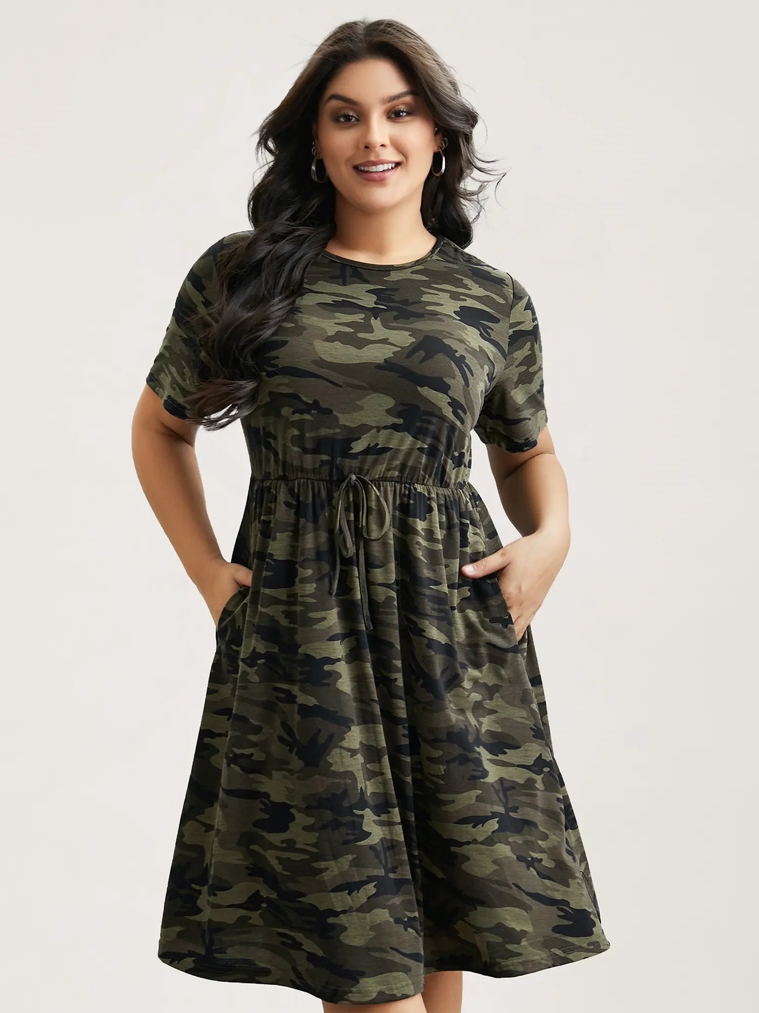 BloomChic Women's Casual Camouflage Print T-Shirt Dress, Short Sleeve Midi Spandex Fabric Garment with a Tie Knot and Pockets, Shortsleeve, Lady, Casual Wear, Women's Dresses, Camouflage Graphic Casual Dresses