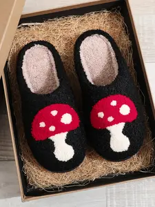 Mushroom Embroidered Plush Slippers, Creative Mushroom Design, Unisex Indoor Outdoor Warm Non-Slip Shoes, Fall Winter Gift, House Slippers
