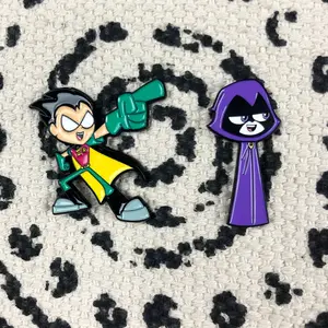 Teen Titan Pin Set