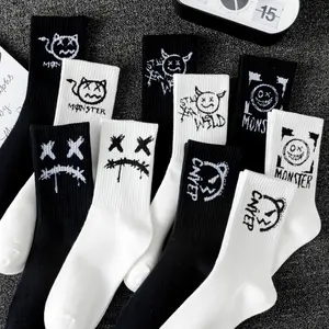 10/20Pairs Men's Breathable Athletic Socks, Featuring Graffiti Personalized Style for Running, Gym Workouts and Casual Daily Wear. Soft Comfort Versatile Design, a Top Choice as Sports Socks, Cool Statement Socks and Everyday Essentials
