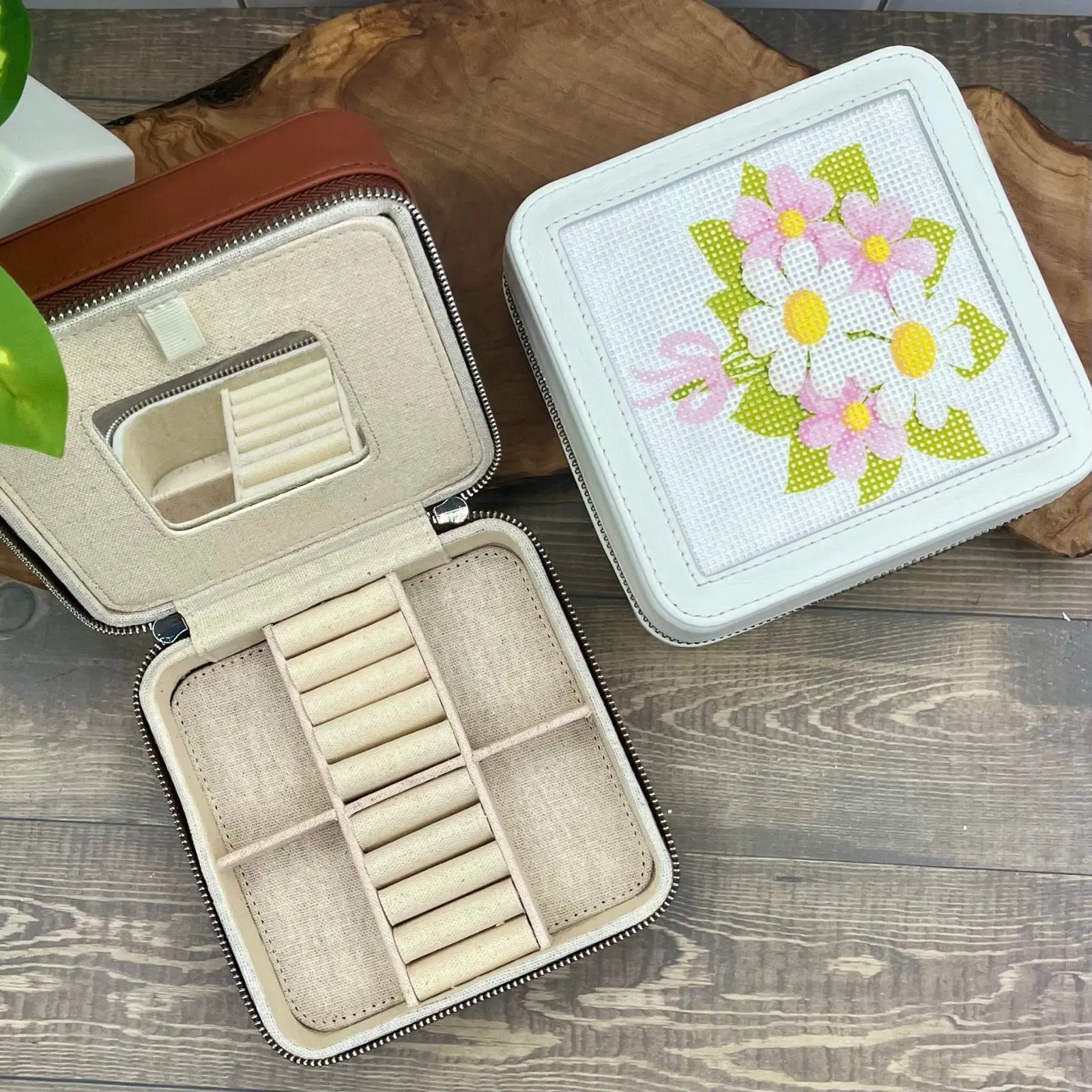 Leather Jewelry Box