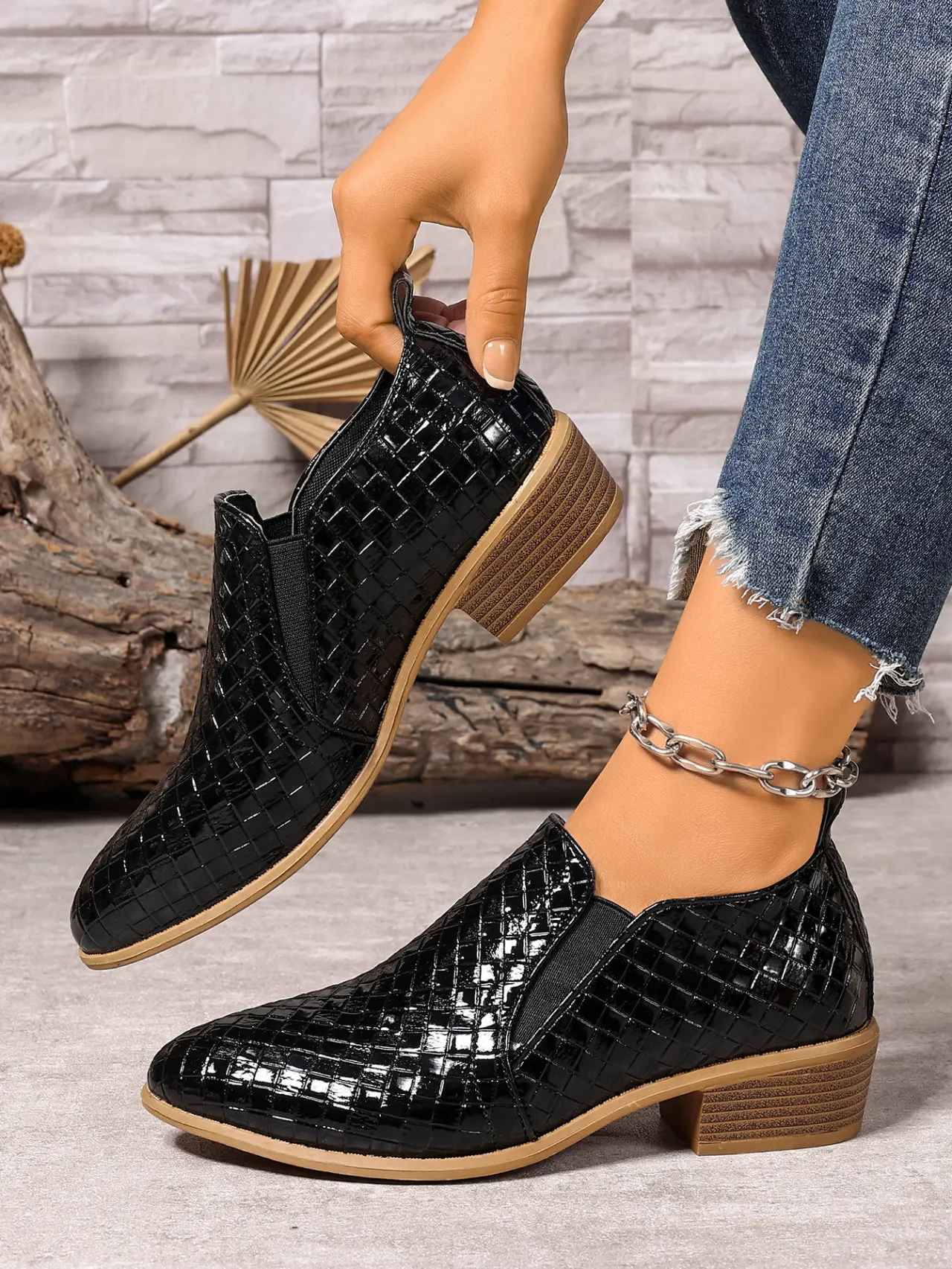 Women's Stylish British Retro Woven Texture Pointed-Toe Low Chunky Heel Ankle Boots - Wooden Oxfords Shoes, Side Elastic, Comfortable Walking Shoes for Everyday Commuting, Girl