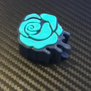 Drippy Rose Straw Topper - Durable Material, Decorative Accessory for Drinks