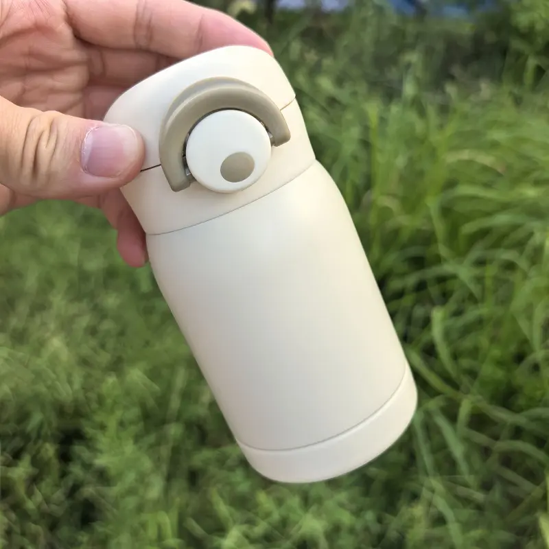 1pc mini stainless steel insulated water bottle, Stainless Steel Thermos, Flasks, 220ml/7.4oz, Portable, suitable for students, home use, car use, camping/hiking, and office use. Ideal for Christmas, Valentine's Day, Drinkware Flasks