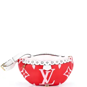 Pre-owned Louis Vuitton material Belt Bags Bum Bag Limited Edition Colored Monogram Giant by Rebag