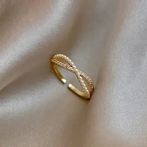 Infinity ring