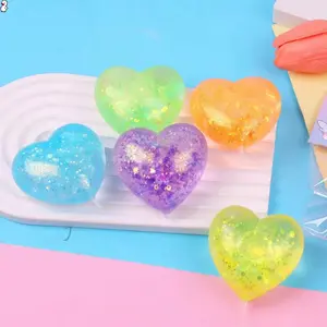 Cute Interactive Heart-Shaped Light Color-Changing Maltose Squishy Toy for Dogs & Cats, Slow Rebound Stress Relief Fidget Squeeze, Photochromic Decompression Shaping Tool, Cute Interactive Toys