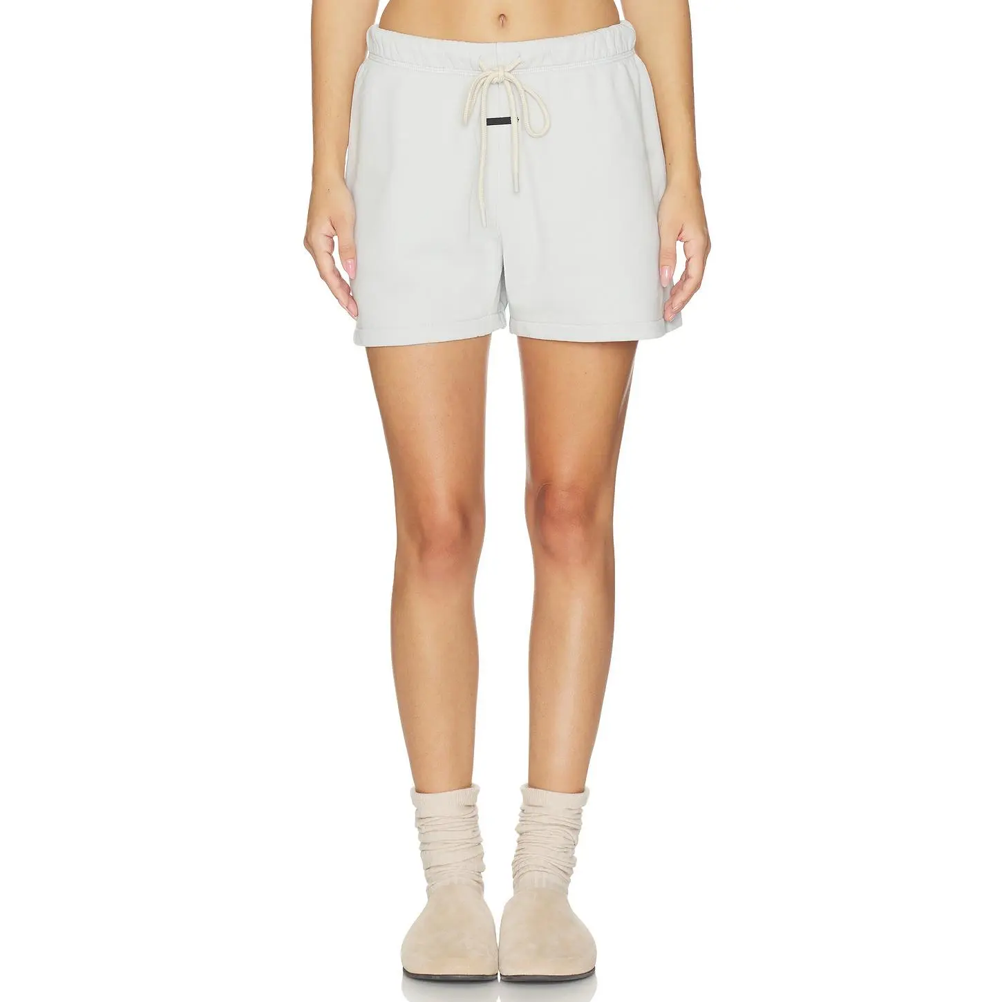 Fear of God ESSENTIALS Classic Fit Short in Washed Overcast
