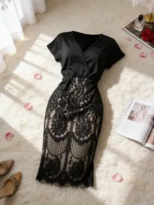 Women's Slim-Fitting Lace Patchwork Dress, Sexy Plain Style, All Seasons Wear, Perfect for Casual and Stylish, Womenswear