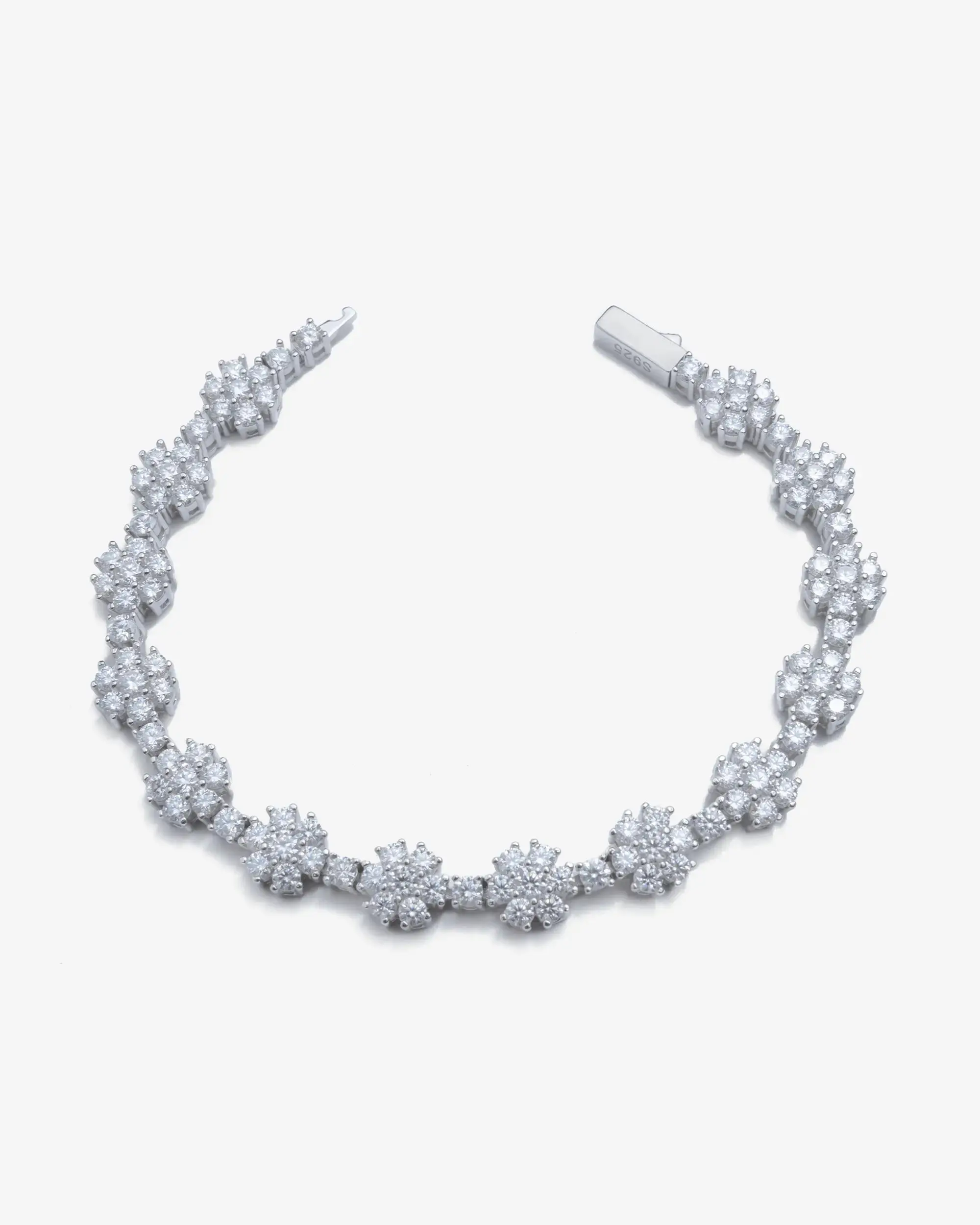Yaluum Moissanite Star Bracelet – Solid 925 Sterling Silver | 100% Waterproof, Hypoallergenic, Tarnish-Proof | Unisex Luxury Jewelry