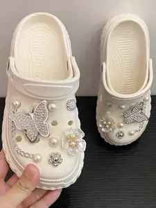 2026 New Sweet Style Soft Sole Holey Shoes Slipper Footwear for Women, Eva Outdoor Beach Sandals, Comfortable Casual Lightweight Fashion Flip Flops