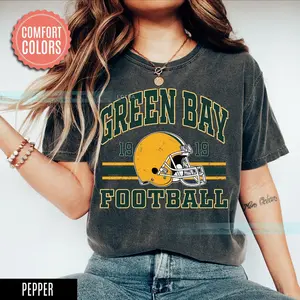 Green Bay Football Vintage Style T-Shirt, Retro Green Bay Varsity Crewneck T-Shirt Streetwear Casual Round Neck Cotton Crewneck Shortsleeve Clothe Tops Tshirt T-Shirt Fit Menswear Unisex Fashion