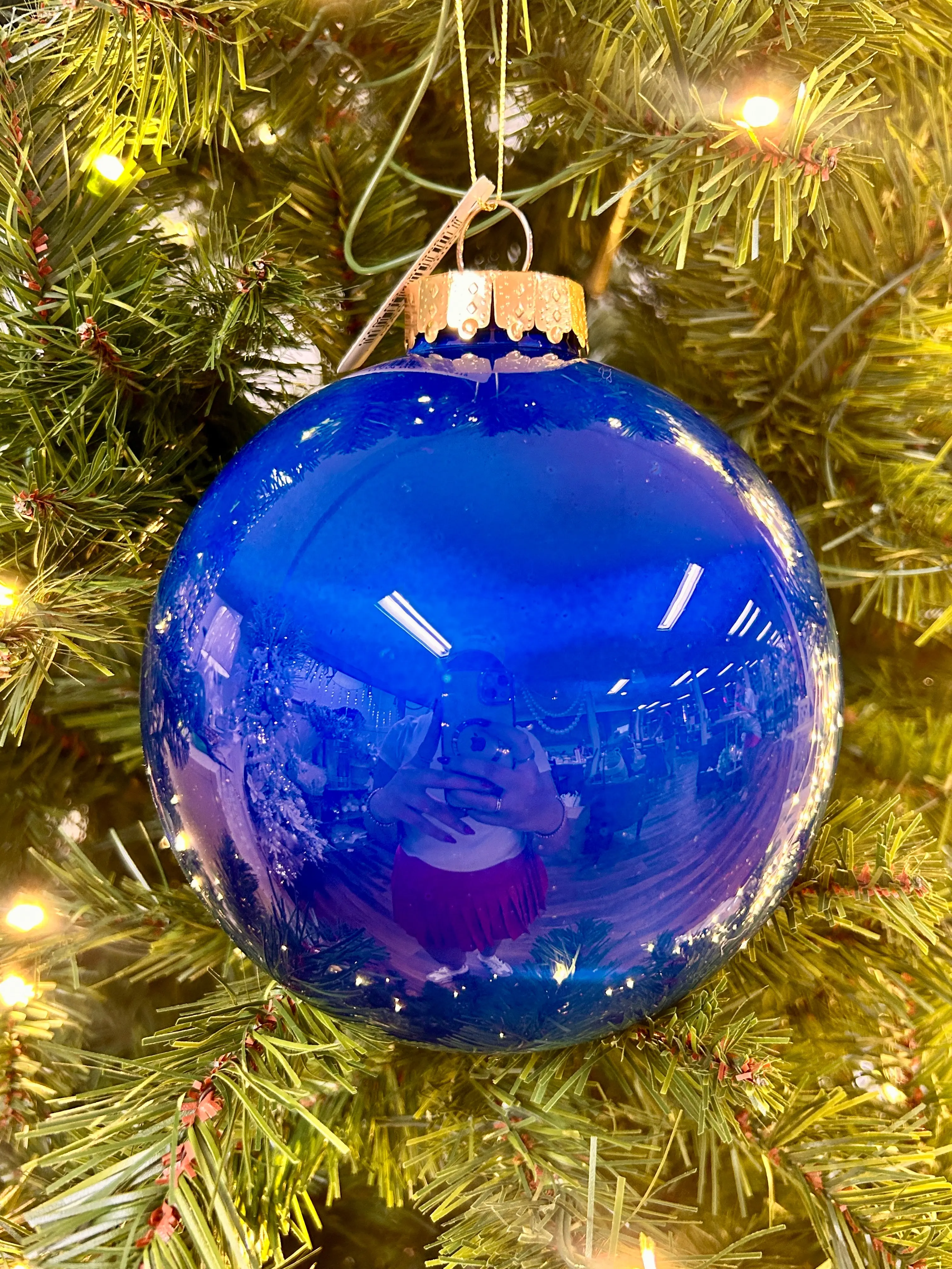 6 Inch Navy Blue Lacquer Ornament Ball
