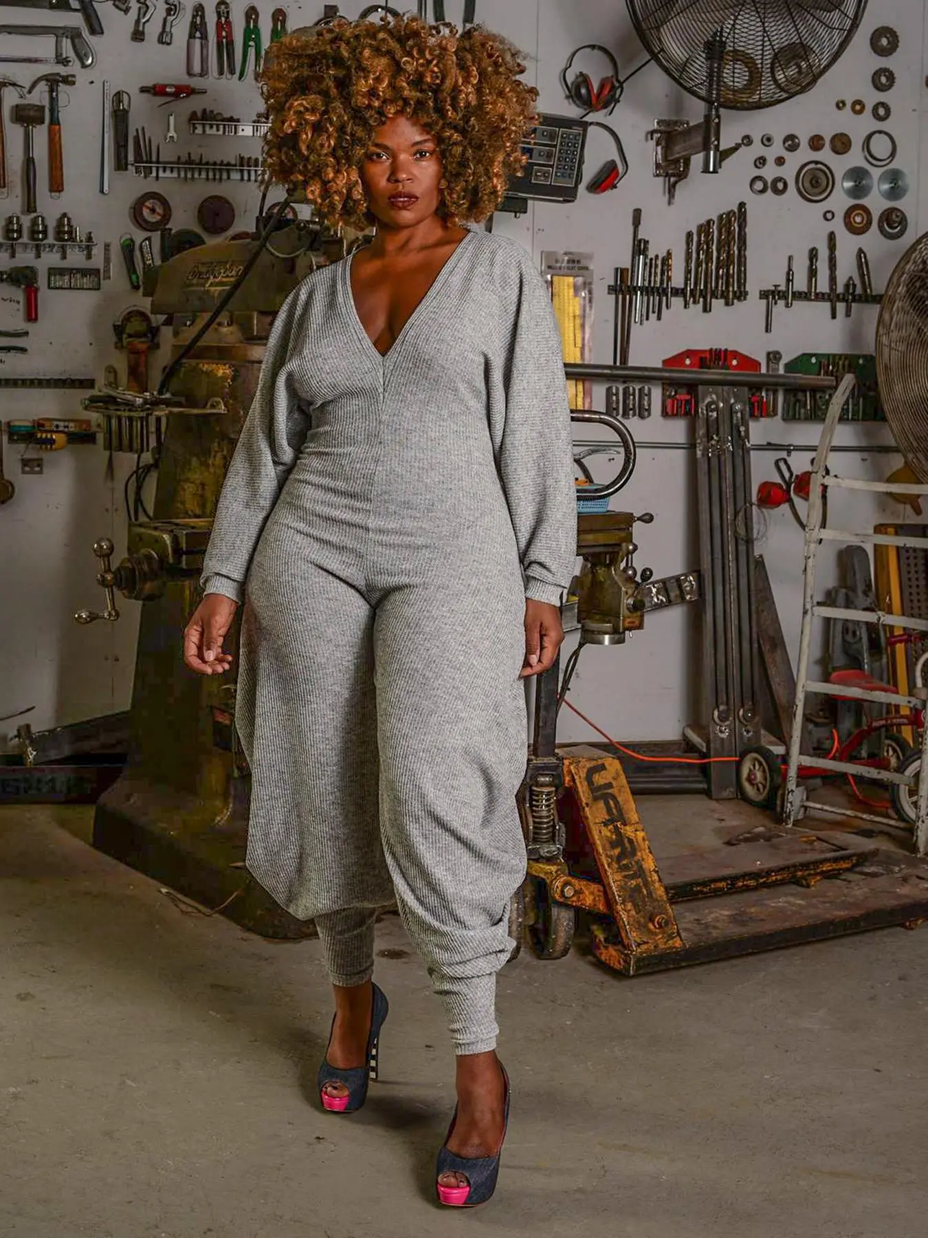 Women's Plain Bishop Sleeve Deep V Neck Fit Jumpsuit Overalls, Casual Jumpsuits, Casual Fitted Ribbed Long Sleeve Jumpsuit for Daily Wear, Everyday Womenswear Ladies Clothes for All Seasons Piece