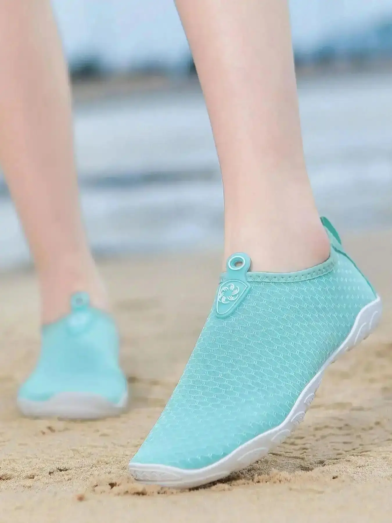 Unisex's Solid Slip on Water Shoes Light Airy Quick Drying Beach Swimming Sports for Outdoor Flexible Diving Everyday Aqua Soft Versatile Minimalist Padded Essential Supportive Style Pair daily breathable summer trendy