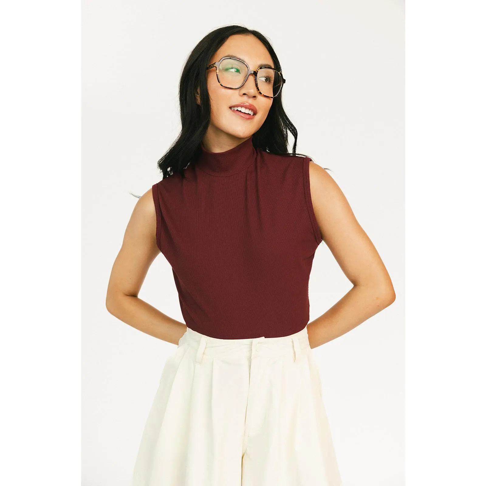 Manhattan Mock Neck - Merlot