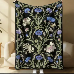 German National Flower Print Blanket, Exquisite Line Drawing of Cornflower, All-Season Use, Suitable for Bed Sofa Car Room Decor Gift, Kids and Adults