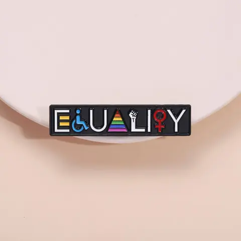 Rainbow & Letters Pattern Brooch, Alloy Brooch Pin, Equality Enamel Pin Suitable for Backpacks, Jeans, Scarves, Hats Decoration, Fashion Accessories for Men & Women, Love