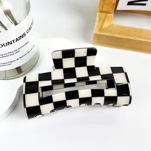 MJR Checkered Claw Clip