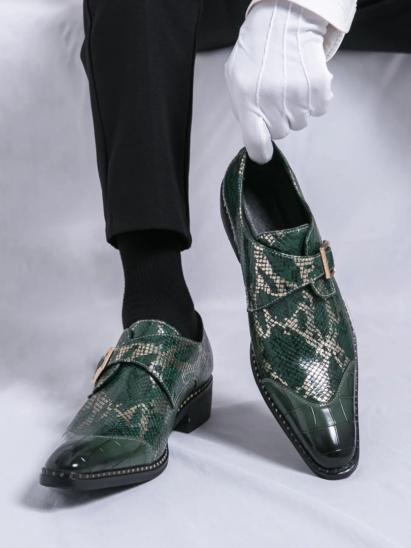 Men's Fashionable Snake Skin Print Design Dress Shoes, Business Casual Shoes, Business Casual Footwear, Business Style Shoes, Casual Comfortable Trendy Pointed Toe Slip on Shoes for Daily Wear, Lightweight Breathable Shoes for Men, Boy