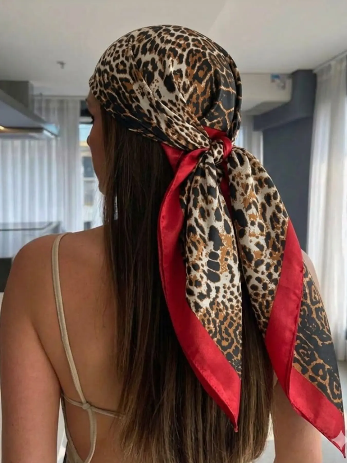 Leopard Print Silk Scarf, Retro Vintage Multifunctional Headscarf, Multifunction Hair Kerchief, Scarf for Hair, Y2K Streetwear, Loose-Fitting, All-Season Accessory, Sexy Style, Scarf Head Wrap, Tignon Scarf, Versatile Headscarf