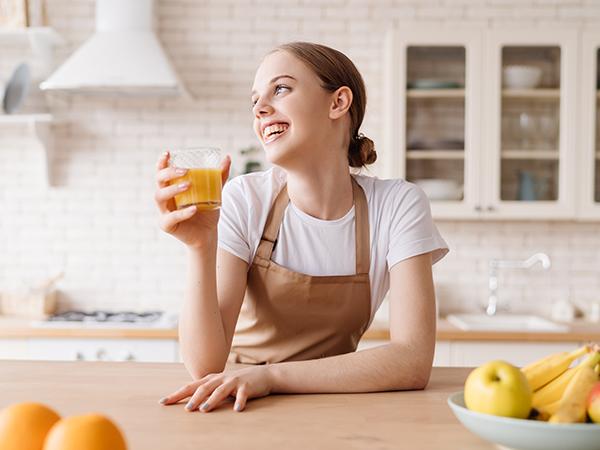 SUSTEAS Cold Press Juicer 5.3-Inch Large Feed Inlet, Easy to Clean, High Juice Yield, Suitable for Whole Vegetables and Fruits Household Appliances